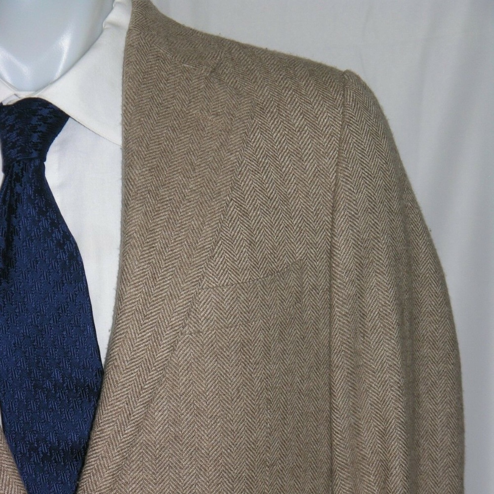 Hickey Freeman Beacon Mohogany Beige Herringbone Cashmere Blend Sport Coat 42L